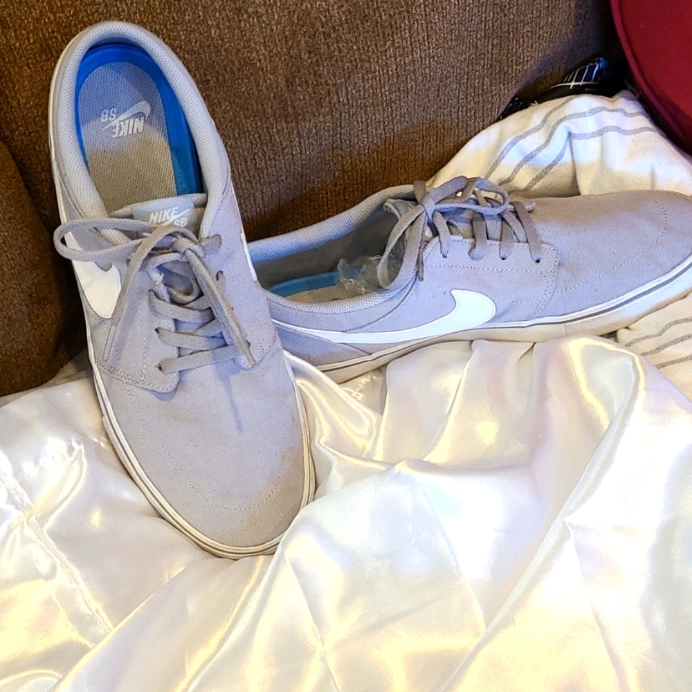 SALE Nike sb sneakers